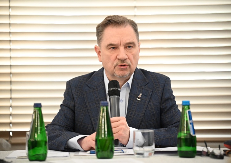 Piotr Duda, przewodniczący Komisji Krajowej KK NSZZ „Solidarność” wzywa całą społeczność wolnego świata do dostarczenia Ukrainie niezbędnej broni i koniecznego wsparcia