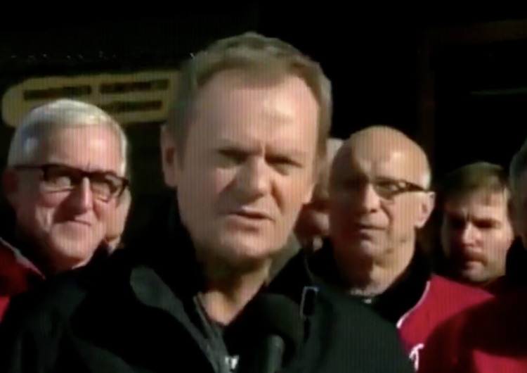 Donald Tusk Premier wbija szpilę Tuskowi: