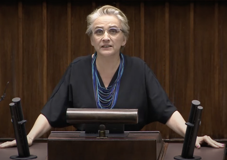 Joanna Scheuring-Wielgus Szokujące wyznanie Joanny Scheuring-Wielgus: „My jako posłanki Lewicy pomagamy w aborcjach”