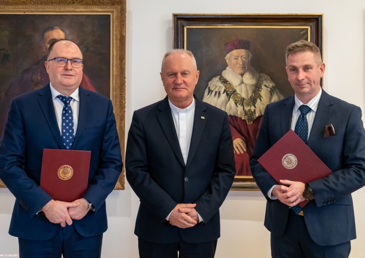 Janusz Bień, ks. Mirosław Kalinowski, Wojciech Wciseł „Jedno z najważniejszych przedsięwzięć uniwersytetu w ostatnich latach”. Powołano Akademię Polonijną KUL