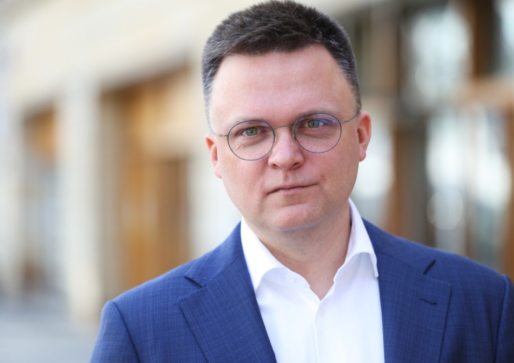 Szymon Hołownia Hołownia jest bardzo spanikowany.