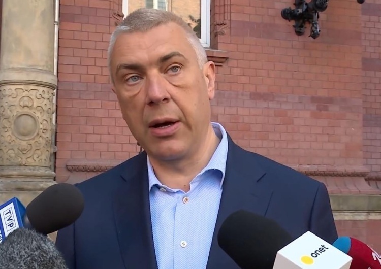 Roman Giertych Dlaczego PiS ma tyle poparcia? Giertych wystosował list do „przyjaciół liberałów”