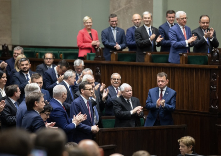 PiS Rzecznik PiS: Chcielibyśmy pójść do wyborów możliwie szerokim obozem