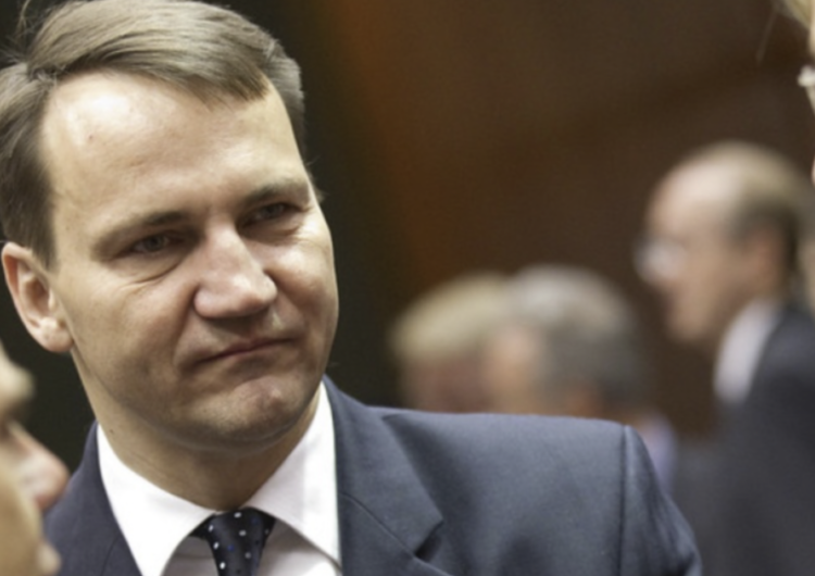 Radosław Sikorski Kaczyński wygrał w sądzie. Jest odpowiedź Sikorskiego