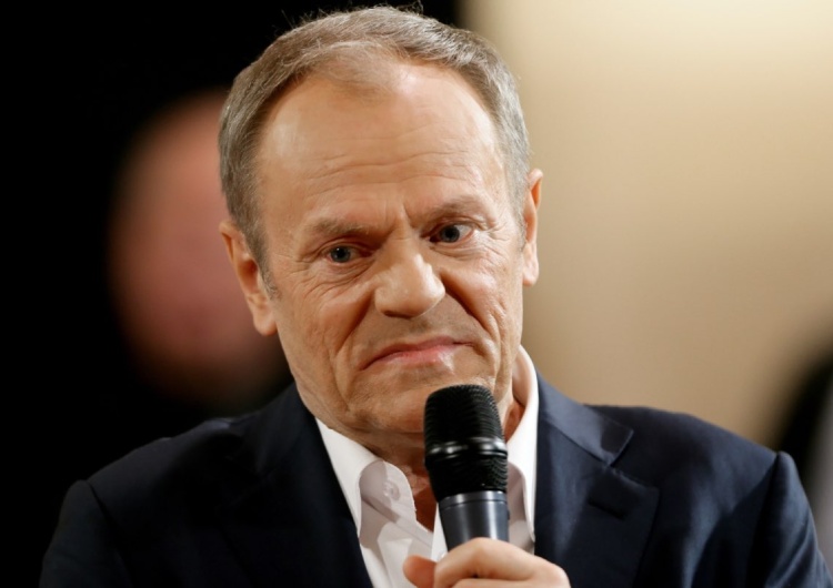 Donald Tusk Sprawdzono wariant, którego unikał „sondaż obywatelski GW”. To się Tuskowi nie spodoba