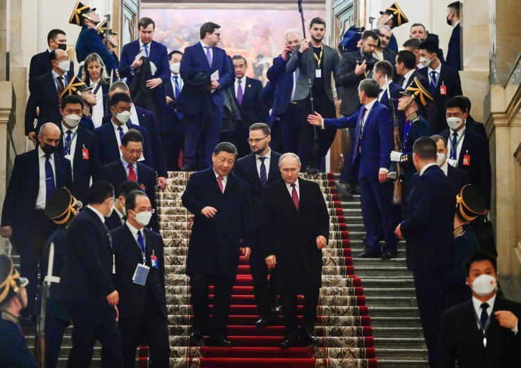 Xi Jinping i Władimir Putin Co Putin ugrał z Xi Jinpingiem? „Financial Times”: To był kluczowy temat tych rozmów