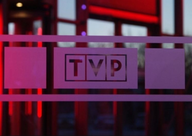 Logo TVP Znany dziennikarz odchodzi z TVP Info