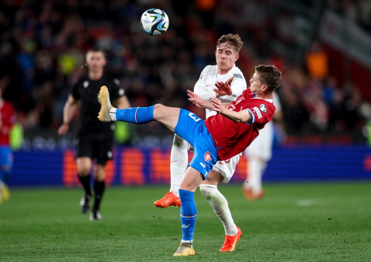Polska - Czechy el. Euro 2024 Czeski trener ujawnia SMS-a od polskiego trenera. Padły gorzkie słowa o reprezentacji Polski