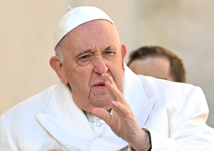 Papież Franciszek Watykan: Papież w klinice Gemelli