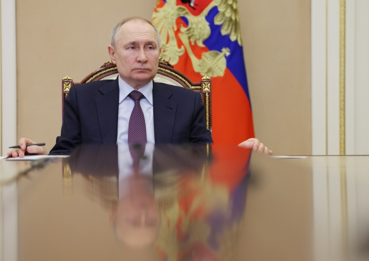 Władimir Putin „Rosja stara się uzyskać dodatkowe dostawy broni z Korei Płn.”