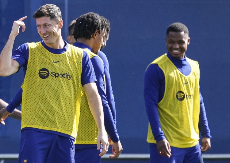 Robert Lewandowski Alarm dla Lewandowskiego? Niepokojący plan Barcelony