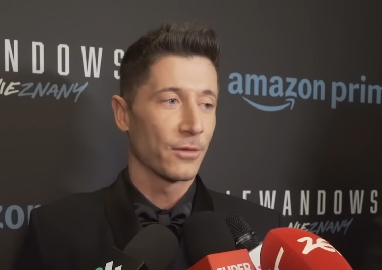 Robert Lewandowski To już oficjalne. Robert Lewandowski nie zagra w przyszłym sezonie na Camp Nou