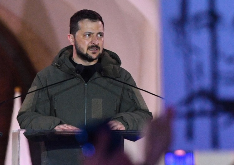 Wołodymyr Zełenski „Nasz wspólny wróg poniesie odpowiedzialność za Bykownię, Buczę, za Katyń i Smoleńsk”. Zełenski nie przebierał w słowach