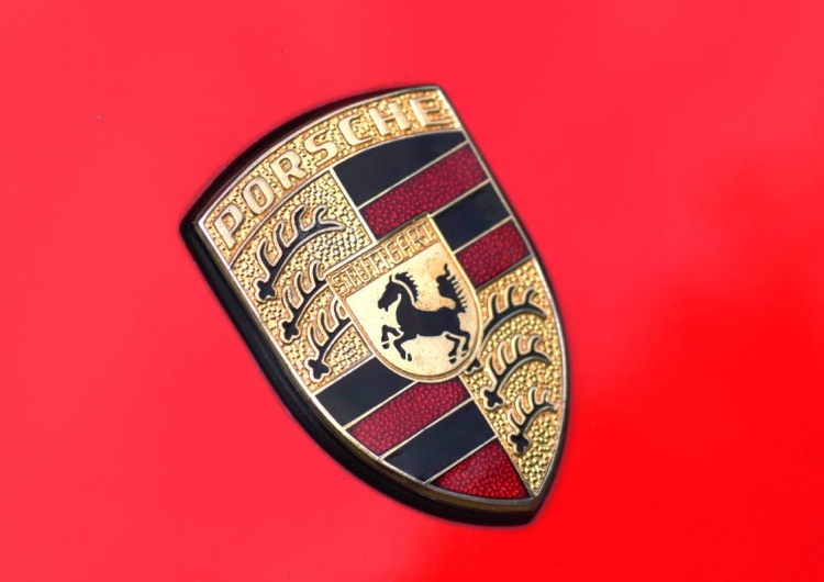 „Der Spiegel”: Niemiecki koncern Porsche miał zaoferować pomoc w odbudowie rosyjskiego przemysłu samochodowego