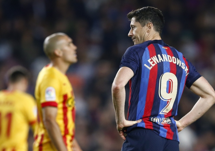 Robert Lewandowski Sędzia przywołał Roberta Lewandowskiego. Te słowa zaskoczyły napastnika FC Barcelona