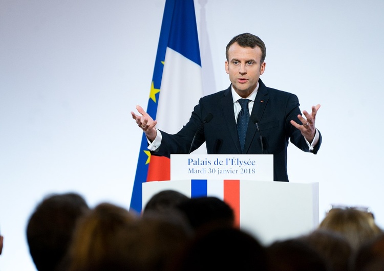 Emmanuel Macron Emmanuel Macron wszystko postawił na jedną kartę