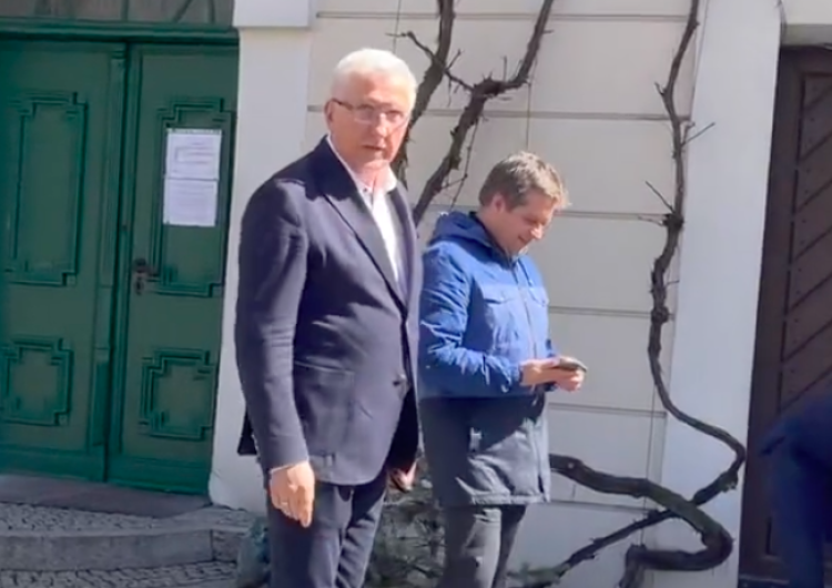  „Będzie się pan w piekle smażył!” Senator Wadim Tyszkiewicz zaatakował dziennikarza [WIDEO]