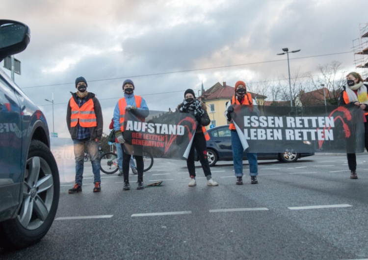 Zdjęcie ilustracyjne „Tagesspiegel”: Aktywiści klimatyczni chcą sparaliżować Berlin