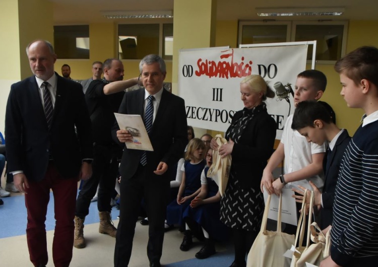 Finał XXIII wojewódzkiego konkursu „Od Solidarności do III Rzeczypospolitej”