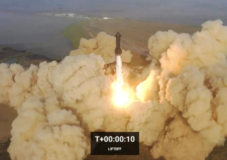 Należący do SpaceX statek kosmiczny Starship wybuchł w powietrzu Największa rakieta Elona Muska eksplodowała. Nagranie obiegło sieć [WIDEO]