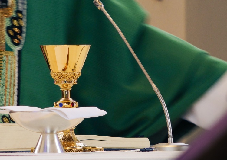 zdjęcie poglądowe [wywiad] O. Paweł Kowalski SJ o tekstach Mszy Świętej: 