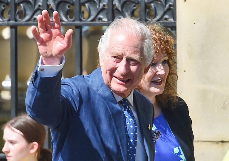 Król Karol III Pałac Buckingham. Chcieli upamiętnić koronację Karola III. Król powiedział „nie”