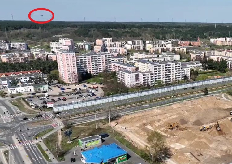 Nagranie wideo z Bydgoszczy [WIDEO] Tajemniczy obiekt wojskowy pod Bydgoszczą. Do sieci trafiło nagranie