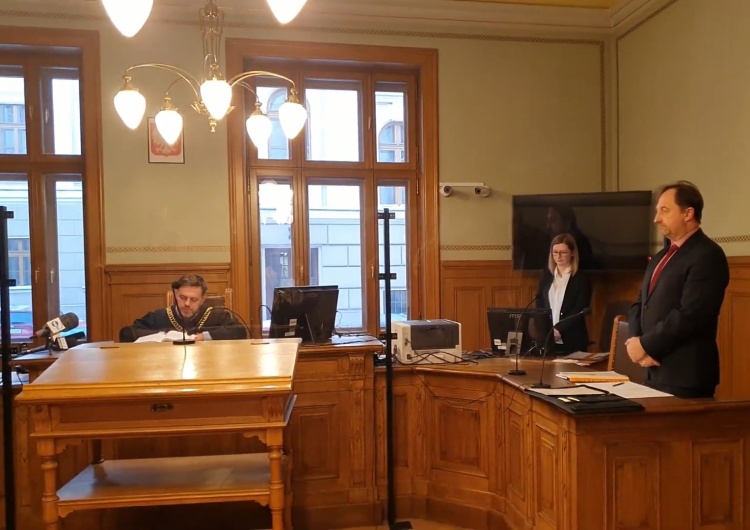 Ogłoszenie wyroku ws. Przemysława Majora Samorządowiec porównał m.in. polską Straż Graniczną i ministerstwa do nazistów. Jest decyzja sądu
