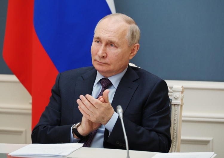 Prezydent Rosji Władimir Putin „Le Figaro” o Rosji: „Nie możemy odwracać wzroku od naszego wielkiego sąsiada”