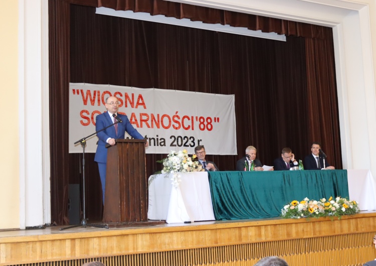 35. rocznica Wiosny Solidarności '88 35. rocznica Wiosny Solidarności '88. Piotr Duda: Solidarność odzyskała wolność dzięki pracownikom, w tym krakowskim hutnikom