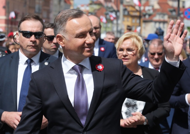 Andrzej Duda podczas obchodów Święta Narodowego 3 Maja Koronacja króla Karola III. Andrzej Duda podjął decyzję