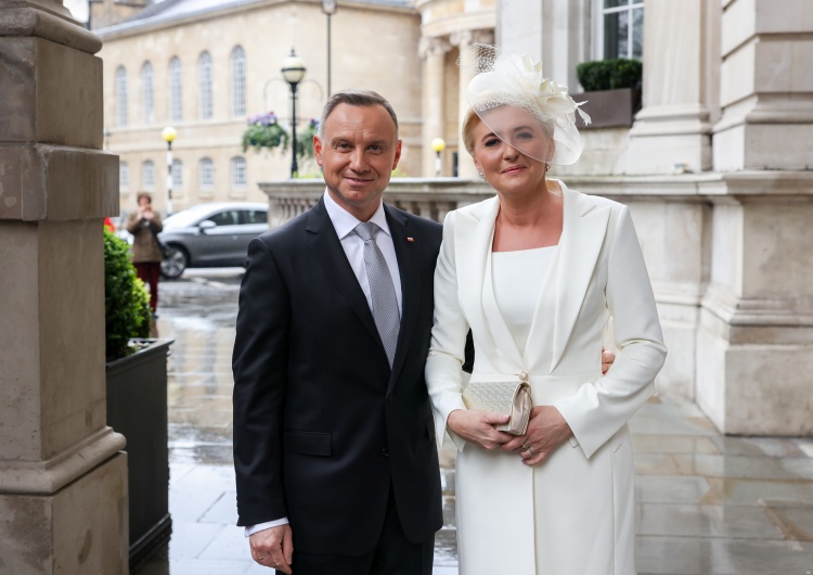 Para prezydencka  Minister Przydacz: Prezydent Duda zaprosił Karola III do odwiedzenia Polski