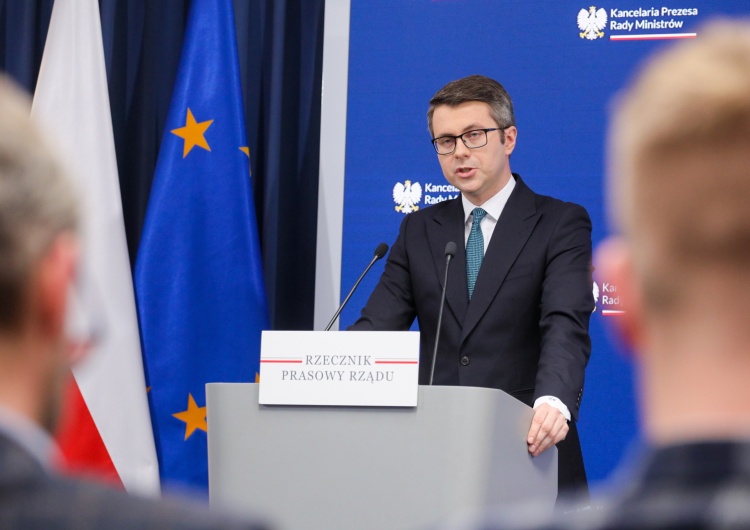 Piotr Müller Rosjanie przechwycili polski samolot.