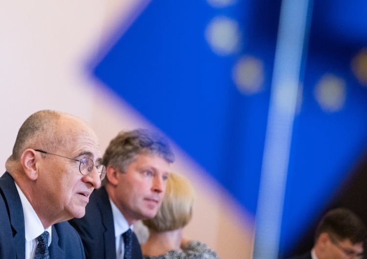 Zbigniew Rau Niemcy chcą zniesienia zasady jednomyślności w Radzie UE. Jest stanowisko polskiego MSZ
