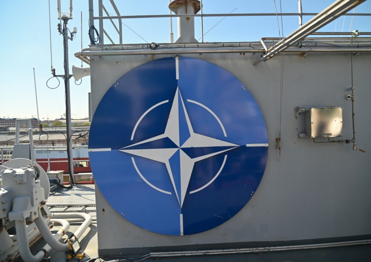 NATO „Oddziały postawione w stan podwyższonej gotowości”. Jasny sygnał NATO dla Rosji po przechwyceniu polskiego samolotu