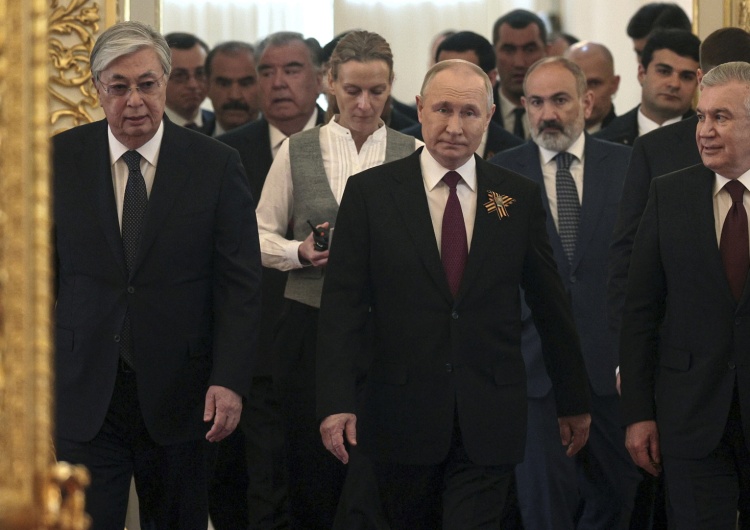 Władimir Putin  Kim Dzong Un pisze do Putina. Takie życzenia otrzymał prezydent Rosji