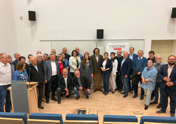 uczestnicy wieczoru autorskiego prof. Davida Engelsa w Kwidzynie Wieczór autorski prof. Davida Engelsa w Kwidzynie: „Polska musi uniknąć błędów Europy Zachodniej”