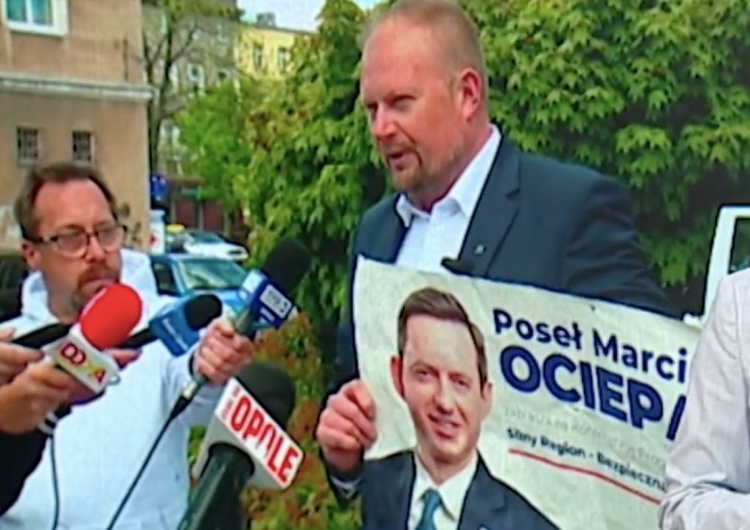 Witold Zembaczyński „«Je**ć PiS» to przewodnie hasło mojej misji”. Szokujące słowa posła KO [WIDEO]