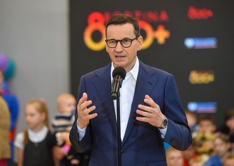 Mateusz Morawiecki Tusk chce „sprawdzić” Jarosława Kaczyńskiego. Premier odpowiada na propozycję ws. waloryzacji 500 plus od 1 czerwca