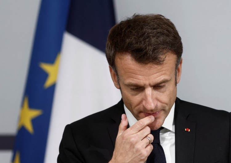 Emmanuel Macron Członek rodziny Brigitte Macron zaatakowany przez przeciwników prezydenta. Pobiło go osiem osób