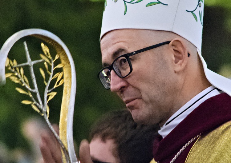 abp Adrian Galbas SAC Abp Galbas na Jasnej Górze: przestańmy wylewać pomyje na Kościół synodalny