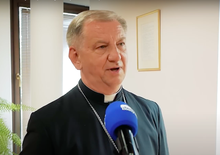 abp Józef Guzdek Abp Guzdek do Straży Granicznej: zamęt to jedno z kluczowych, bardzo niebezpiecznych zjawisk obecnego czasu