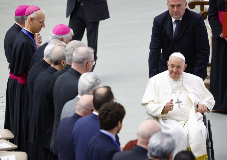 Papież Franciszek Papież: Niech nasz wspólny dom znów obfituje w życie 