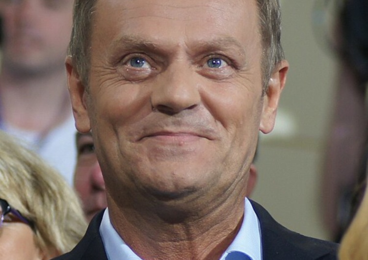 Donald Tusk Kojarzony z 