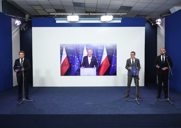 Konferencja prasowa posłów PiS „To Tusk domagał się powołania komisji ws. rosyjskich wpływów”. PiS odpowiada na zarzuty