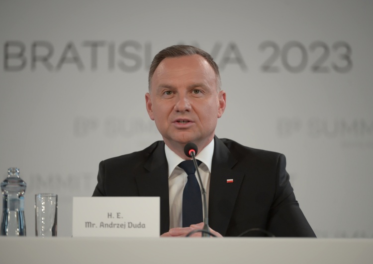  Andrzej Duda zapowiada złożenie projektu ustawy. „Apeluję o niezwłoczne przyjęcie”