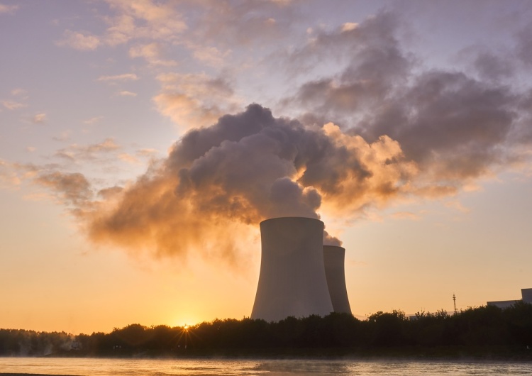 elektrownia atomowa - zdjęcie poglądowe Polski atom coraz bliżej