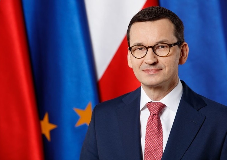 Premier Mateusz Morawiecki Córka premiera Morawieckiego wzięła ślub. Sieć obiegły zdjęcia