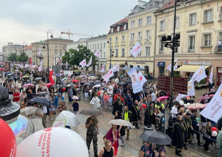Marsz dla Życia i Rodziny, Warszawa 2023 Warszawa: tysiące osób na Narodowym Marszu dla Życia i Rodziny
