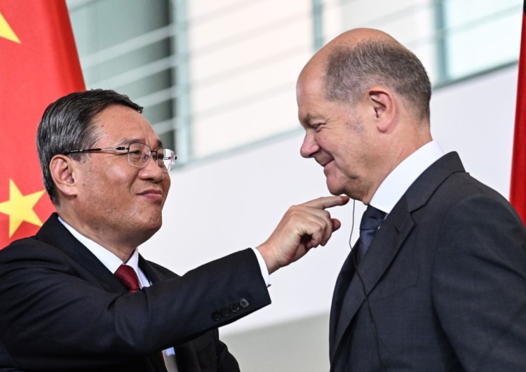 Li Qiang oraz Olaf Scholz Nowy chiński premier z pierwszą wizytą przyjechał do Niemiec